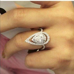 New 18k white gold diamonds jewelry ring